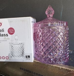 Aoriher Glass Sunrise Sugar Bowl -  Cut Glass Jar with Lid Pink.